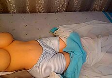 मेरी फ्लर्टी सौतेली बहन हैलोवीन पर क्लाउन मास्क में वाइल्ड क्यों हो गई?