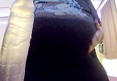 बड़े नेचुरल चूचों वाली कर्वी हसीना ने टॉयज के साथ खेला, बॉयफ्रेंड ने कैमरे पर देखा