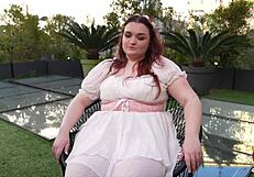 अद्भुत! सेक्सी फ्रेंच मिल्फ अमांडाइन ने एक साथ दो हार्ड लंड लिए