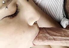 Neighbor starts morning with blowjob and facial