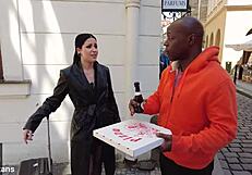 Big butt Italian को bbc से double penetration मिलता है