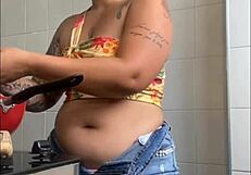 लाइव बड़ी चूत फ्लैशिंग