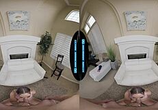 Babysitter with stunning assets entertains in VR