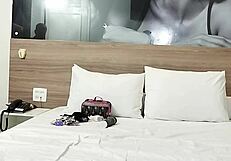 want to see fuck in motel cam 2?