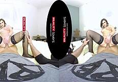 अरे, ये टैटू वाली जर्मन चब्बी को चश्मे के साथ चेक करो!