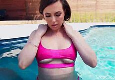 this new zealand babe gives an awesome ass fucking with blowjob and squirting