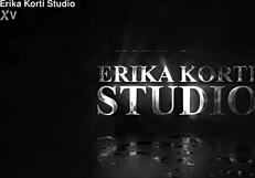 कोलंबियन हॉटी मेलानिया डार्क पांच लंडों से डबल एनल पाउंडिंग लेती है।