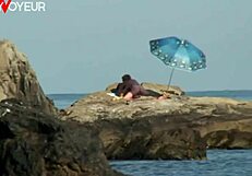 Beach voyeur shoot turned into wild sex under the sun