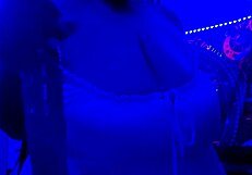 blue light special on curvy beauties