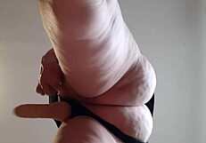 After using a strapon on my girlfriend, I chose to relax alone - girls fly orgasm