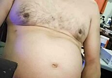 Ezsosa Exposes Her Fat Curvy Ass In Uncensored Bedroom Flashing!