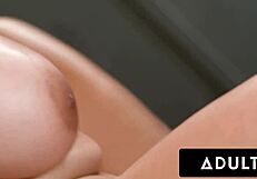 Big Naturals Babe Sarah Arabic Gets Orgasmic Lesbian Massage From August Skye