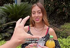 विशाल चूचियों वाली लैटिना एंड्रिया फ्लोर्स क्रिसमस पर पड़ोसी से चुदाई कर धोखा देती है - मामासिटाज