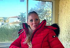 aurbeaureal, the beautiful blonde with small waist, wants two cocks in this mmf threesome