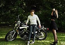 i can’t stop banging my girlfriend on this motorcycle, damn