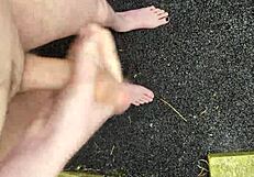I'm masturbating naked outside at midday, risky!