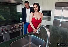 Divorced Hottie Films Sex Tape With Realtor