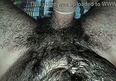 Mi ermana culona me da sentones en mi verga gorda