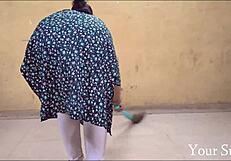 Malik's Sexy Mother-In-Law Blows Big Cock!