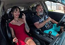 रानी किमी, कार में वो एनल शो दिखाओ?