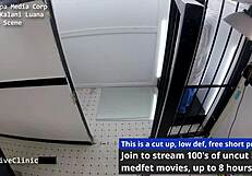 Teen kalani luana screams while riding and spreading in latex gloves