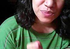 i gave a quickie blowjob and licked cum from my hands