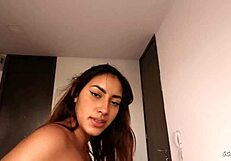 Holiday raw escort sex with Latina teen model - no condom!