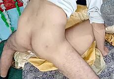 मैंने अपनी देसी दुल्हन से पीले कपड़े में इंटेंस मोमेंट प्यार किया