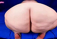 Shaking And Spreading All That Fat Loose Booty Mama Wants To Pussy Fart On Your Dick