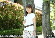 Watch this asian wife get her first creampie in the documentary