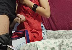 गर्लफ्रेंड गांड चाटने के लिए भीख मांगती है थूककर और डोमिनेशन से