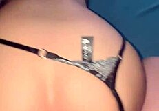 Montando Gran Verga Gruesa Llena Conchita de Leche en Creampie