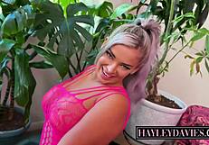 Can This Huge Ass Blonde Australian Bombshell Handle Twerking On A Big Cock?