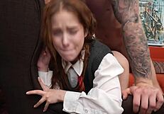 यंग 18+ हर्मायोनी आसानी से फ्रेंड्स कॉक लेती है