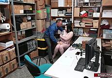 Teen shoplifter drilled hard by lp officer