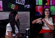 Homens Gostam de Peido Levou Um Tapa na Cara Já Fez de Tudo no Fetiche e a Maior Loucura Que Fez Foi - Watch on Sheer Red