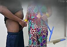 Telugu Maid landlord को big tits से tease करती है