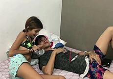 हमरनस्ट्रा मेरे कमरे में हार्ड पाउंडिंग के लिए भीख मांगती है - पूरी गंदी कहानी