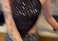 I know how to handle my best friend's mom with care! 😜