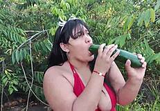 Hot Colombian BBW Masturbates in Bathroom, Desperate for Cock on Way Home!