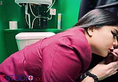 Student sucks dick at the gloryhole!