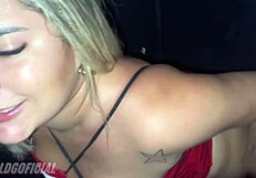 me enchi de tesao no gloryhole com dois dotados