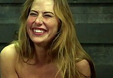 गैग्ड ब्लॉन्ड थ्रोट फक