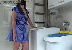 housewife teases technician with wet vagina during quickie