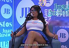 hey babe, watch my giant titted latina rosxanagutierrez take that fuck machine