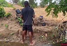 Outdoor Babe Gets Fucked In Garden Yard