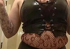 She Uses Lovesense While Applying Makeup