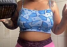 Woman Flashes Swollen Pussy In Public Exhibition