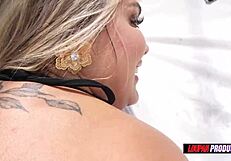 Loira rabuda dando no pelo e levando porra. Kiara go lp produções feels incredible!