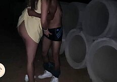 parei para fuder com o amante em meio a uma obra p�blica - public works have to fill the holes i stopped to fuck my lover in the middle of a public construction